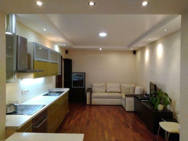 1/10 Вулиця Радунська Appartement Kiev Buitenkant foto